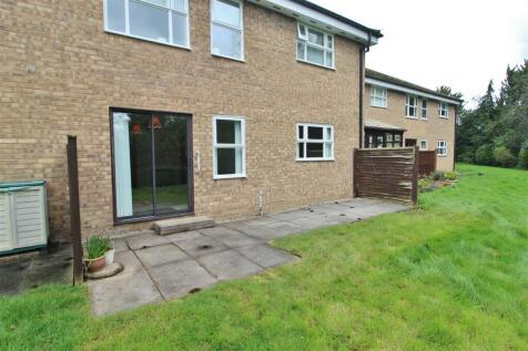 REAR GARDEN -