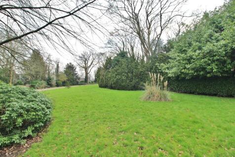 COMMUNAL GARDENS -