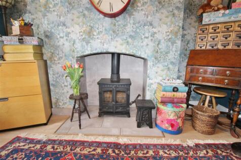 SITTING ROOM -