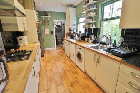 KITCHEN - Further