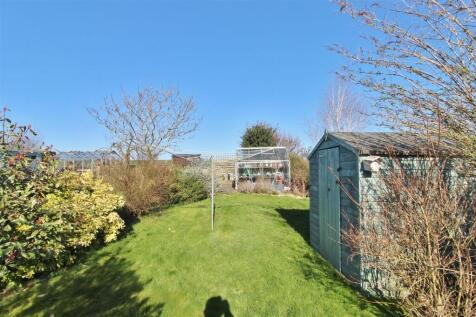 REAR GARDEN -