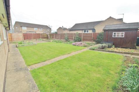 REAR GARDEN -