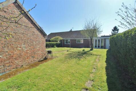 REAR GARDEN -