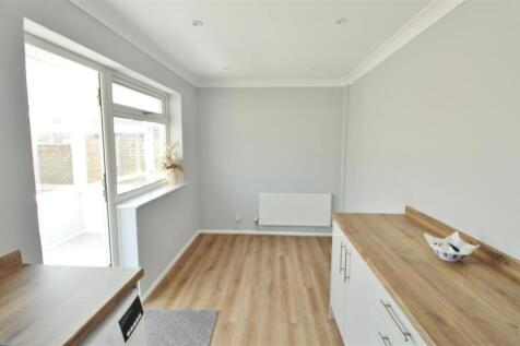 DINING KITCHEN -