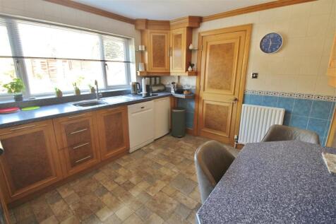 KITCHEN - Further