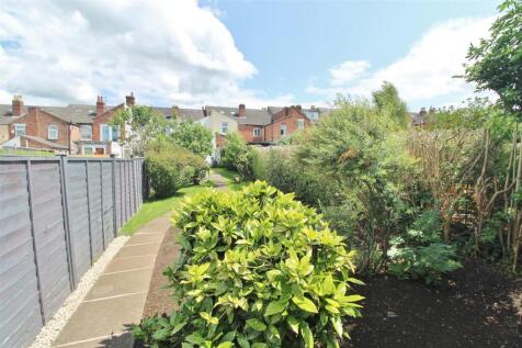REAR GARDEN -