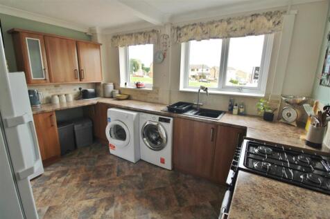 KITCHEN - Further