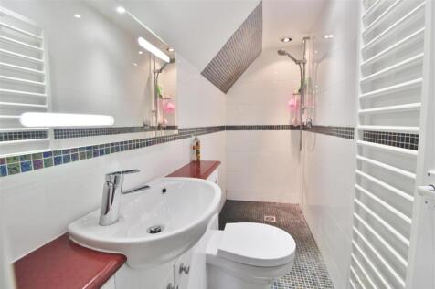 EN-SUITE WETROOM