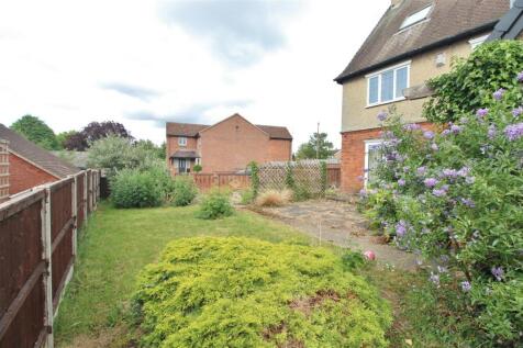 REAR GARDEN -