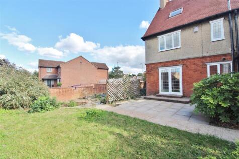 REAR GARDEN -