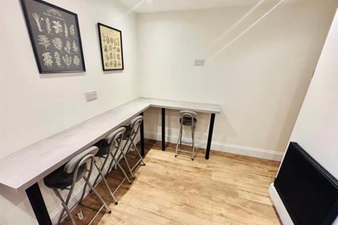 Communal Kitchen