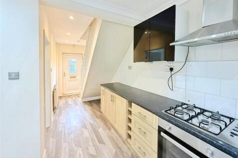 Kitchen/ Entrance