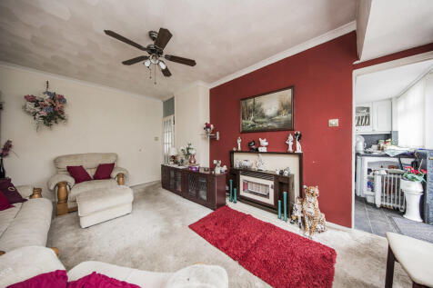 Lounge 1