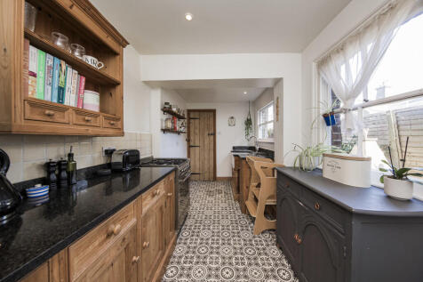 Kitchen 1