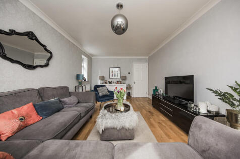 Lounge 1