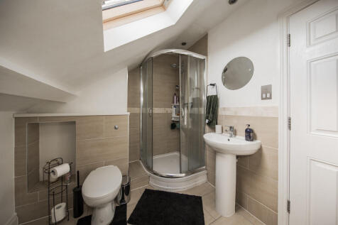 Shower Room - Upp...