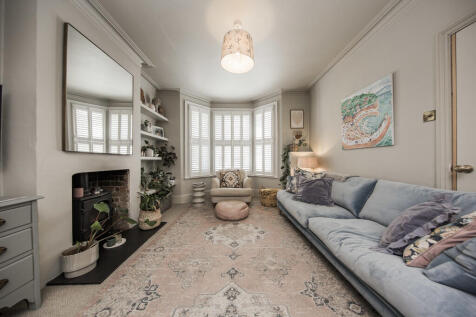 Lounge 1