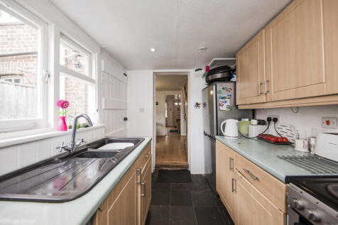 Kitchen 1
