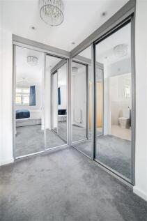 DRESSING ROOM