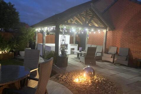 GARDEN BY NIGHT