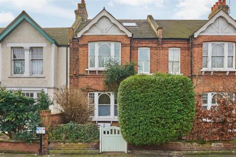 James_Anderson_-_Lower_Richmond_Road_London__SW14_