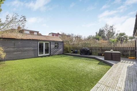 James_Anderson_-_Denehurst_Gardens-3.jpg