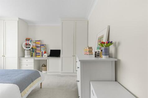 James_anderson-31_deanhill_court-sw14__6_.jpg