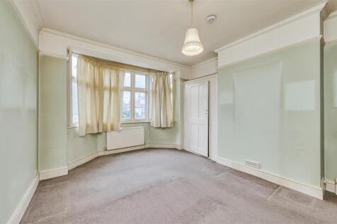 James_Anderson_-_Sheen_Lane_London__SW14_8LE_7.jpg