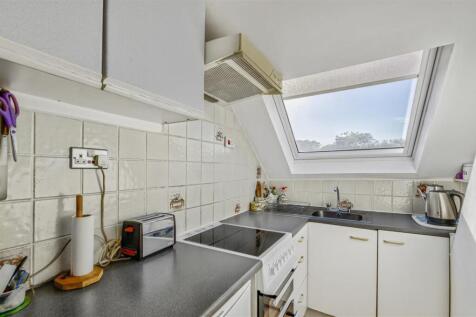 Flat Upper_Richmond_Road_West-6.jpg