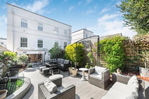 james_anderson_-_17_beaufort_close_x__6_.jpg