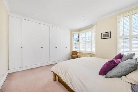 James_Anderson_-_Fawe_Park_Rd__London_SW15_2EG__UK