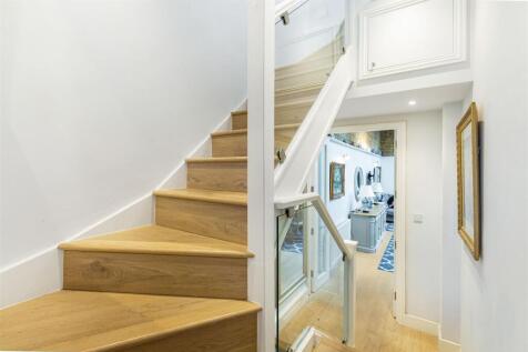 stairs.jpg
