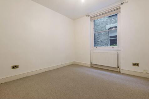 bedroom 2.JPG