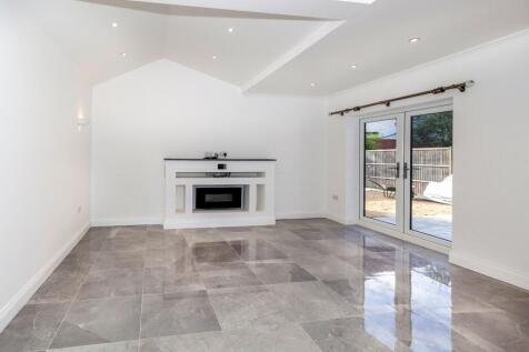 Kitchen Lounge 2