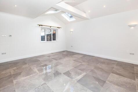Kitchen Lounge