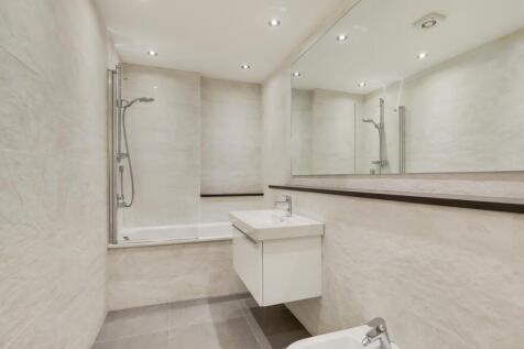 3_Main Ensuite-0