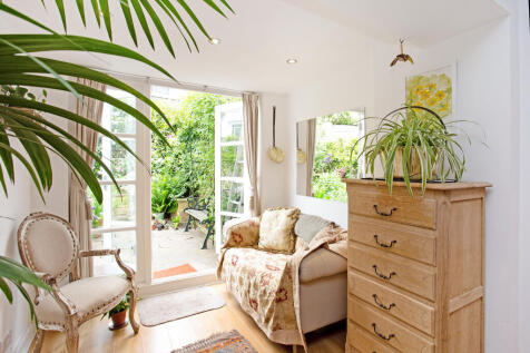 39a Swanscombe Road