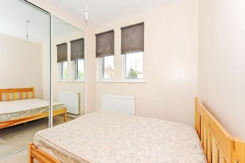 211 Arthur Road bedr
