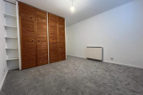 bed 2 wardrobe
