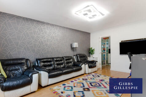 6 Living room