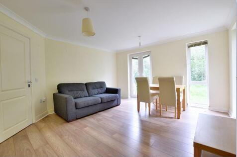 7living room2