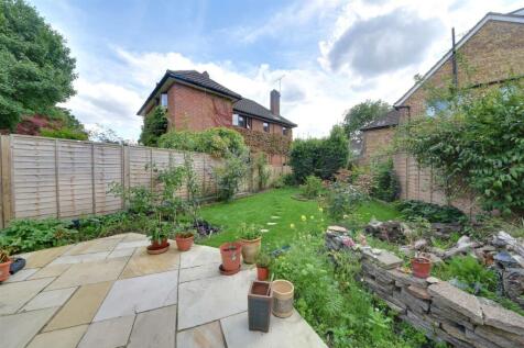 2_Elmwood_Court_Pic_4.jpg
