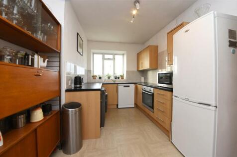 12a_Elmfield_House_Pic_13.jpg