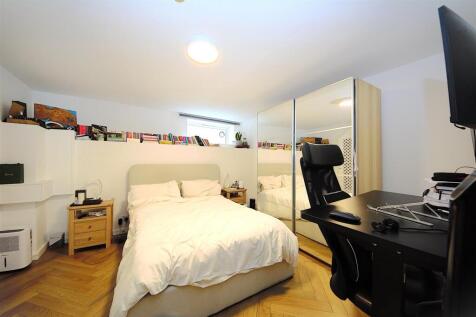 Bedroom.jpg