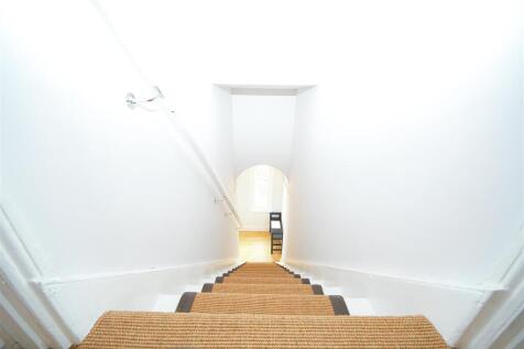 Hallway.jpg