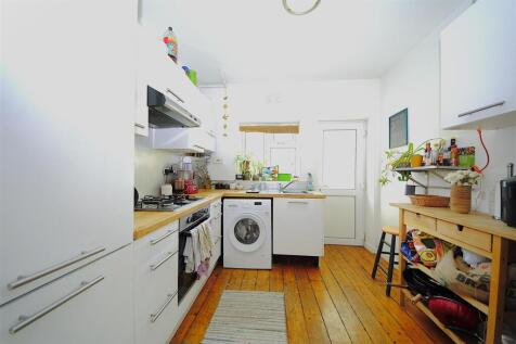 Kitchen .jpg