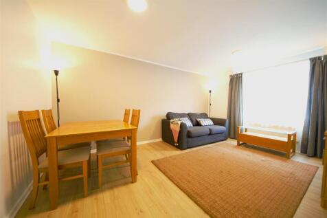 Living Room.jpg
