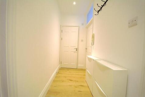 Hallway.jpg