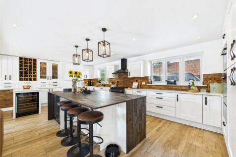 Kitchen/Family Room