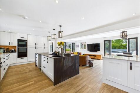 Kitchen/Family Room